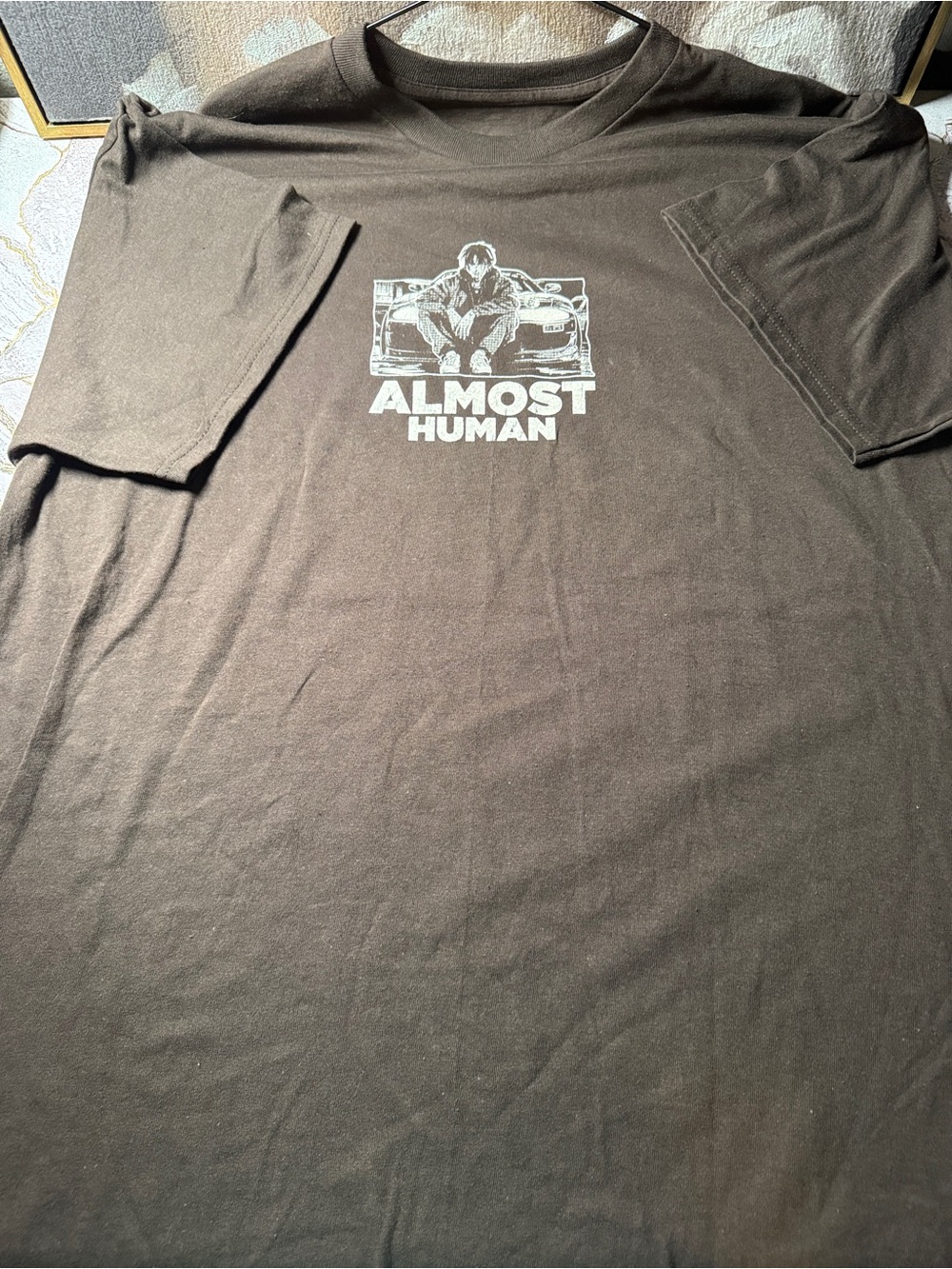 Men's Short-Sleeve Graphic Tee - Dark Brown